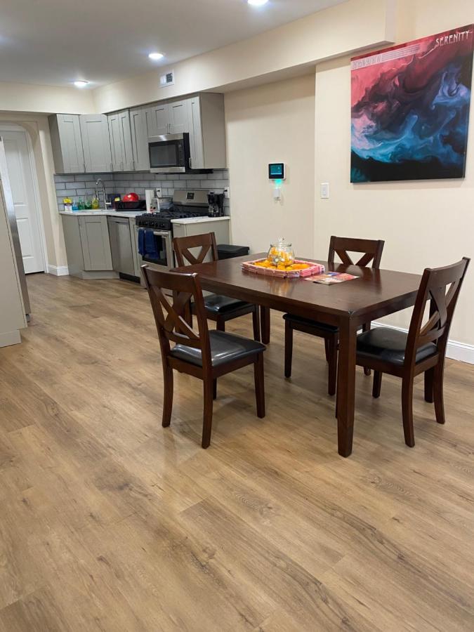 Private Room In South Philly Near Arenas! Filadelfia Esterno foto