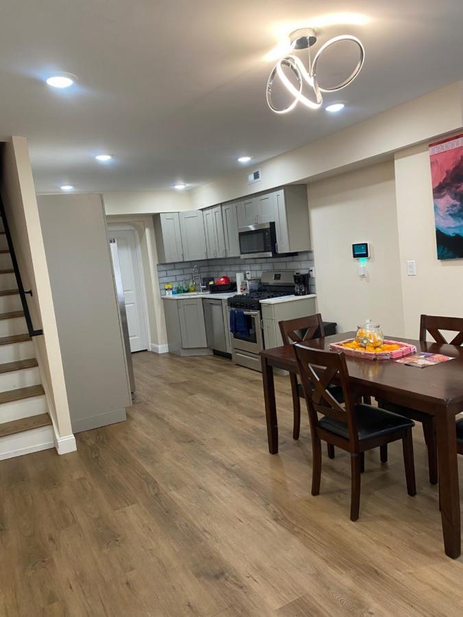 Private Room In South Philly Near Arenas! Filadelfia Esterno foto