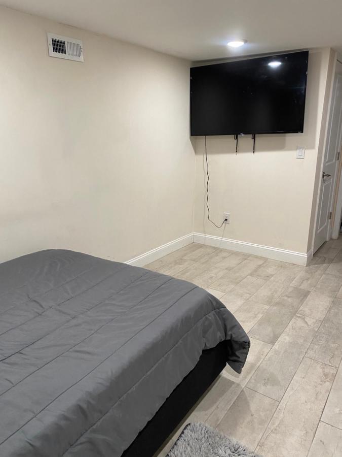 Private Room In South Philly Near Arenas! Filadelfia Esterno foto