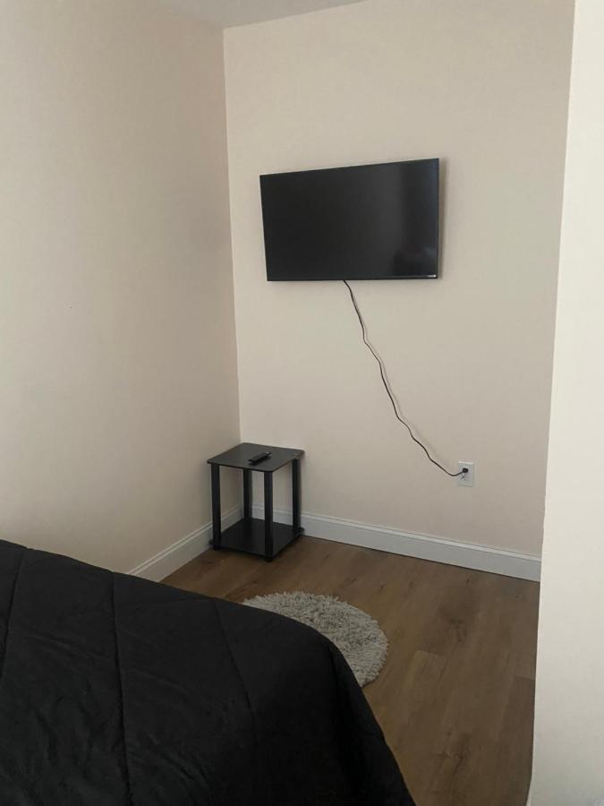 Private Room In South Philly Near Arenas! Filadelfia Esterno foto